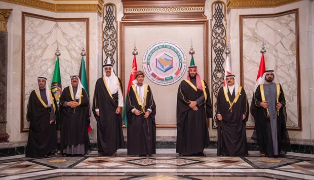 Amir attends 42nd GCC Summit in Riyadh