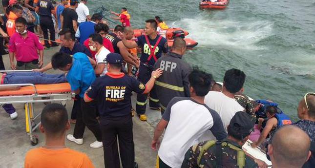  At least 36 die in Philippine ferry sinking, 127 survive