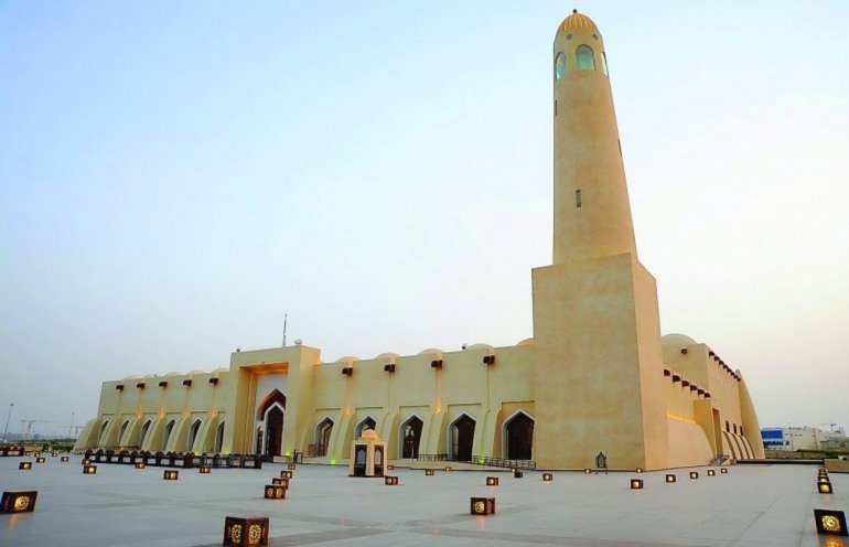 Awqaf Ministry increases waiting time for two prayers from tomorrow