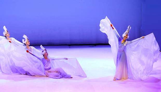 Chinese cultural show mesmerises audiences