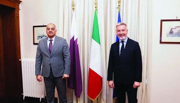 Defence Minister meets Italian counterpart