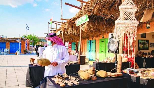 Dhow festival opening weekend sees large turnout