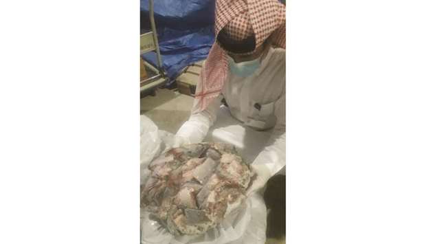 Doha Municipality seizes stale fish from Industrial Area