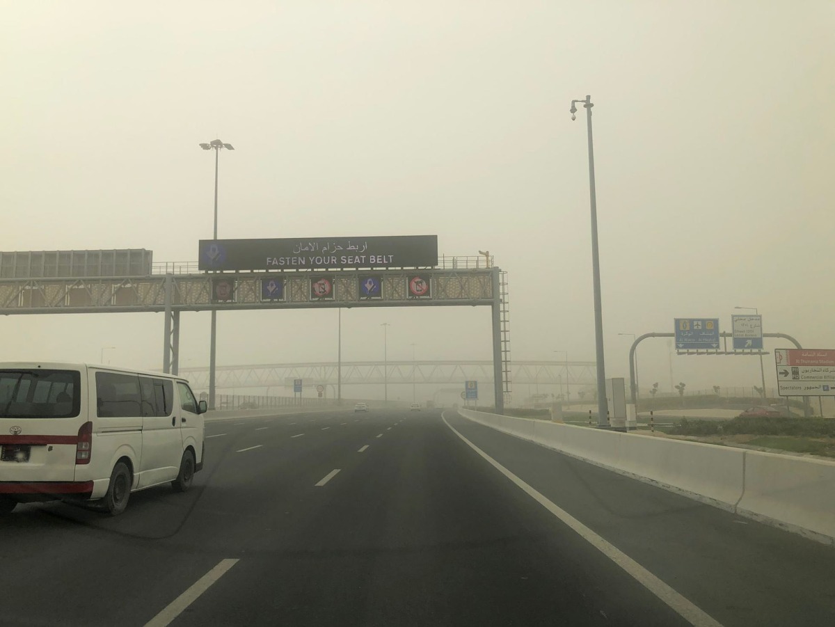 Dust mass causes low visibility across Qatar: Weather Department