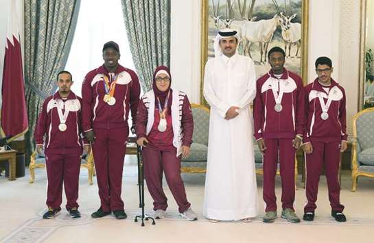 Emir meets paralympic team stars