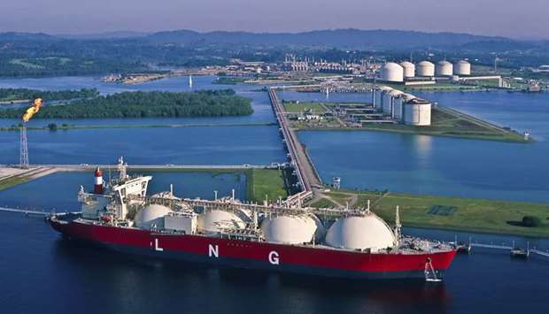 Energy giants court Qatar for role in LNG projects