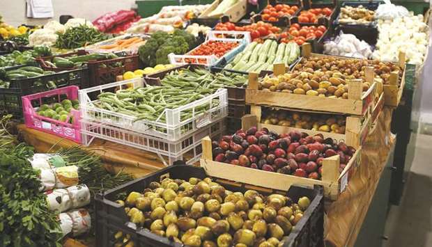 Hot weather pushes vegetable prices higher