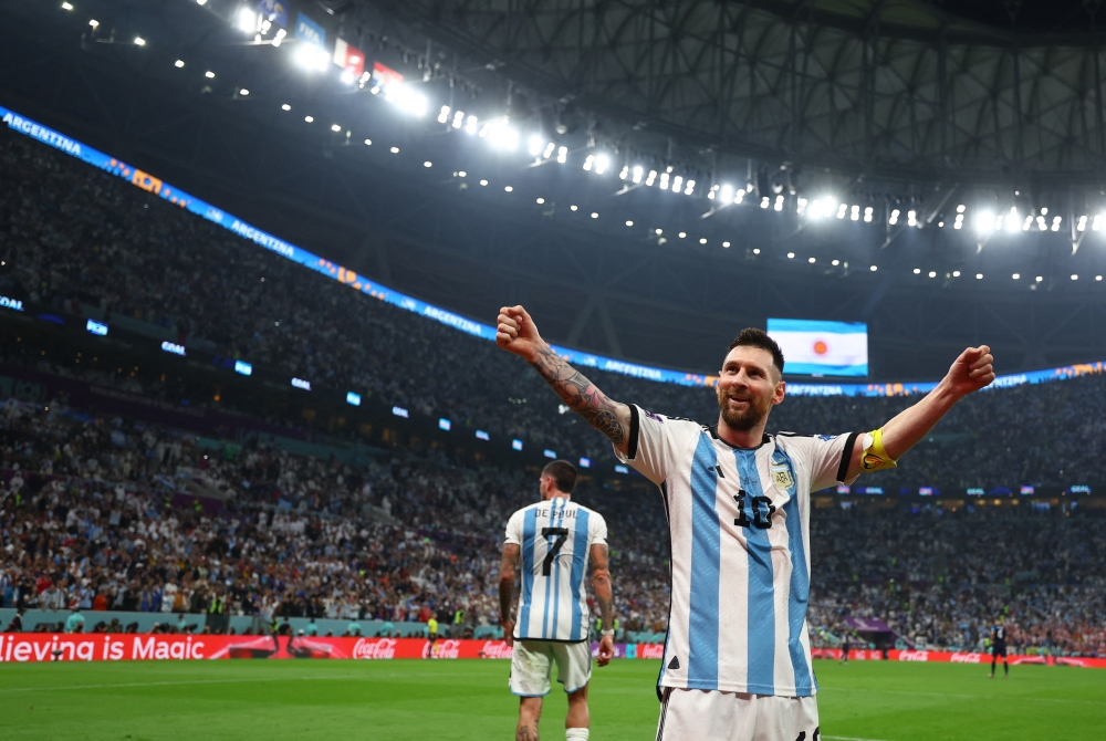 Messi, Argentina cruise into World Cup Final as Croatia crumble
