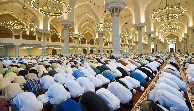 No social distancing in mosques as Awqaf announces relaxations