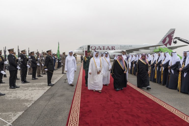 Prime Minister welcomed by Saudi King on arrival in Riyadh