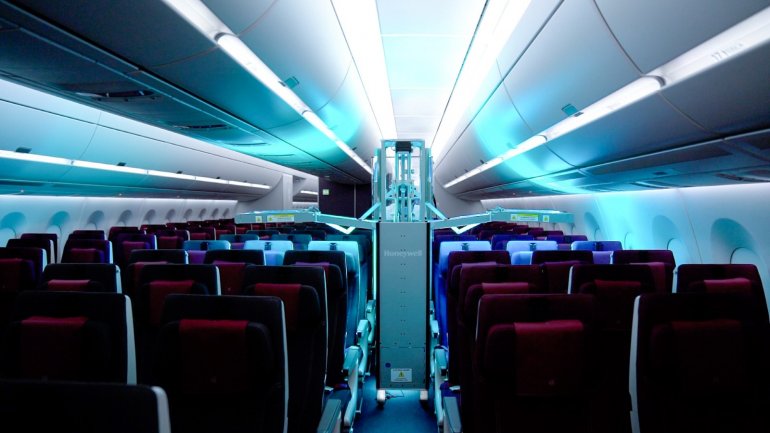 Qatar Airways becomes first global carrier to operate Honeywell’s Ultraviolet Cabin Cleaning Technology