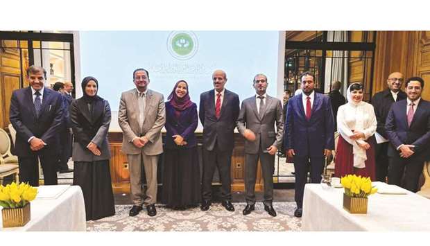 Qatar delegation attends Global Education Meeting in Paris