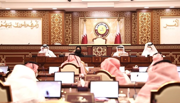 Shura Council's Services and Public Utilities Committee discusses housing law
